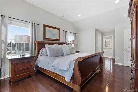 2 Bassett Court Baldwin Place NY 10505