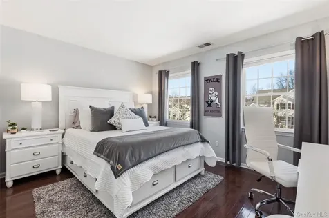 2 Bassett Court Baldwin Place NY 10505