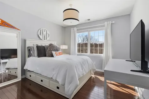 2 Bassett Court Baldwin Place NY 10505