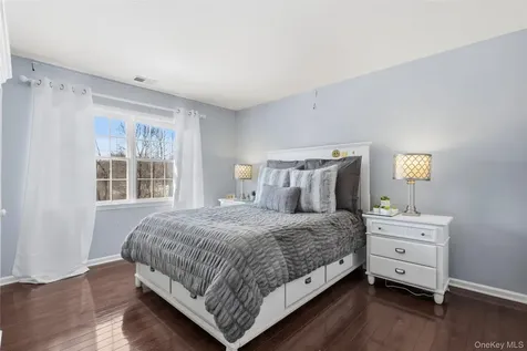 2 Bassett Court Baldwin Place NY 10505