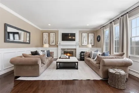 2 Bassett Court Baldwin Place NY 10505
