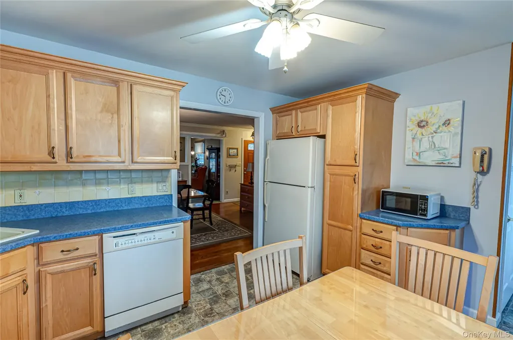 33 Maple Avenue Kings Park NY 11754
