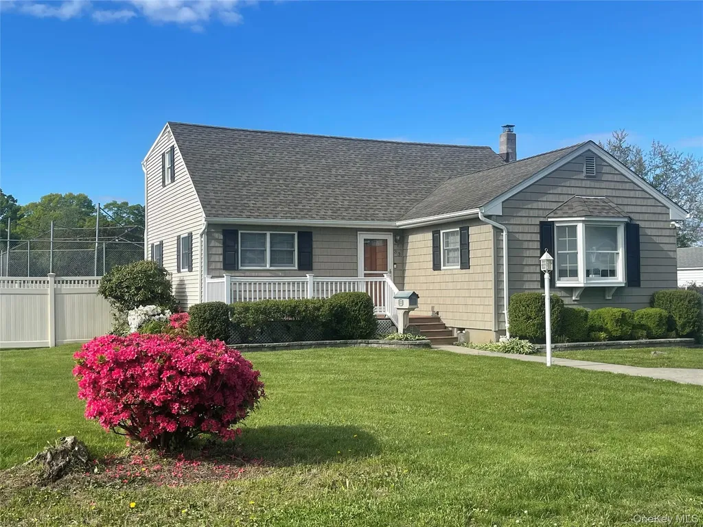 33 Maple Avenue Kings Park NY 11754