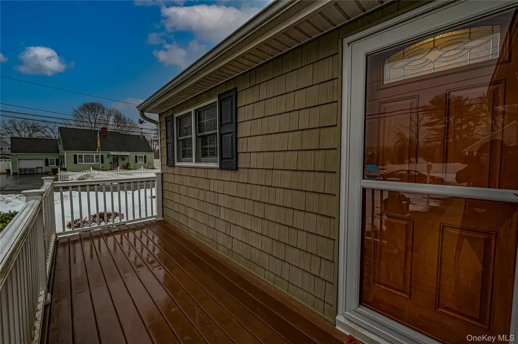 33 Maple Avenue Kings Park NY 11754