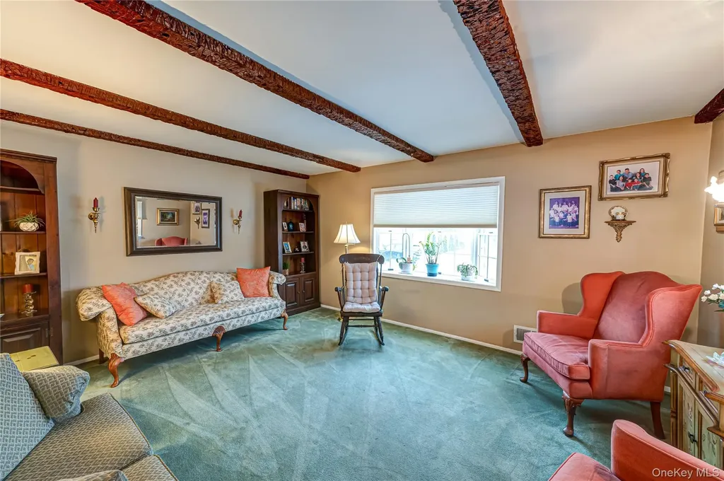 33 Maple Avenue Kings Park NY 11754