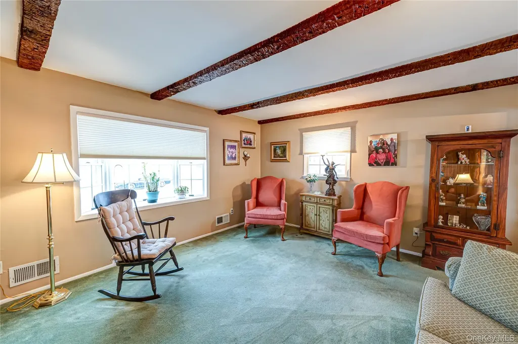 33 Maple Avenue Kings Park NY 11754