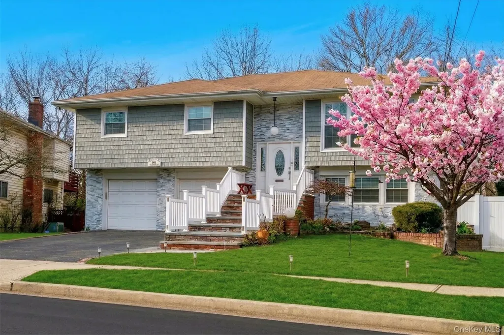 1061 Fordham Lane Woodmere NY 11598