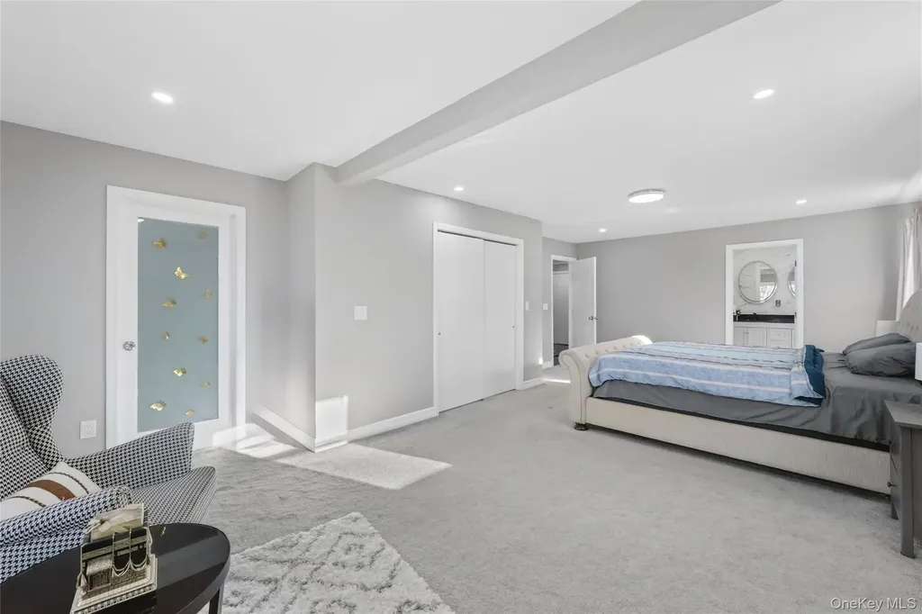 1061 Fordham Lane Woodmere NY 11598