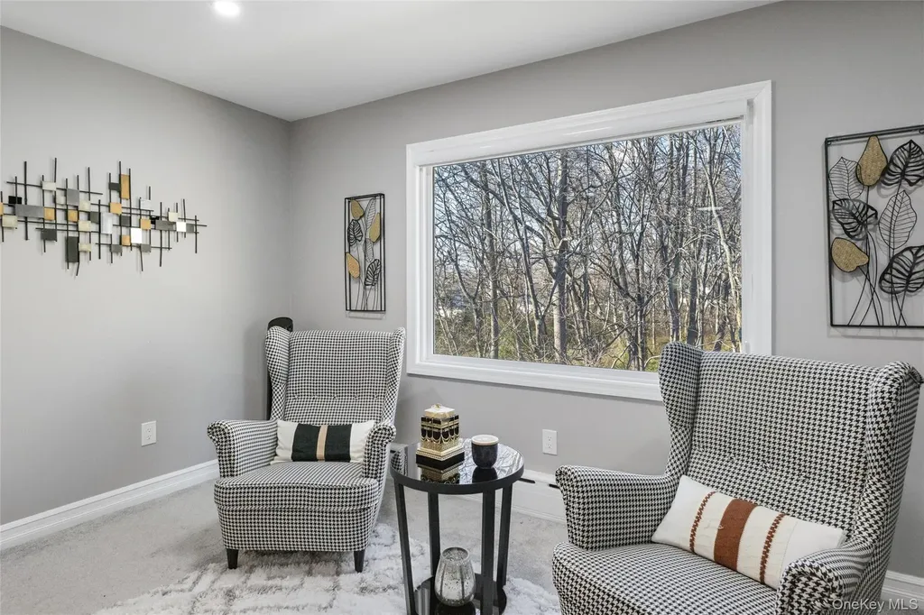 1061 Fordham Lane Woodmere NY 11598