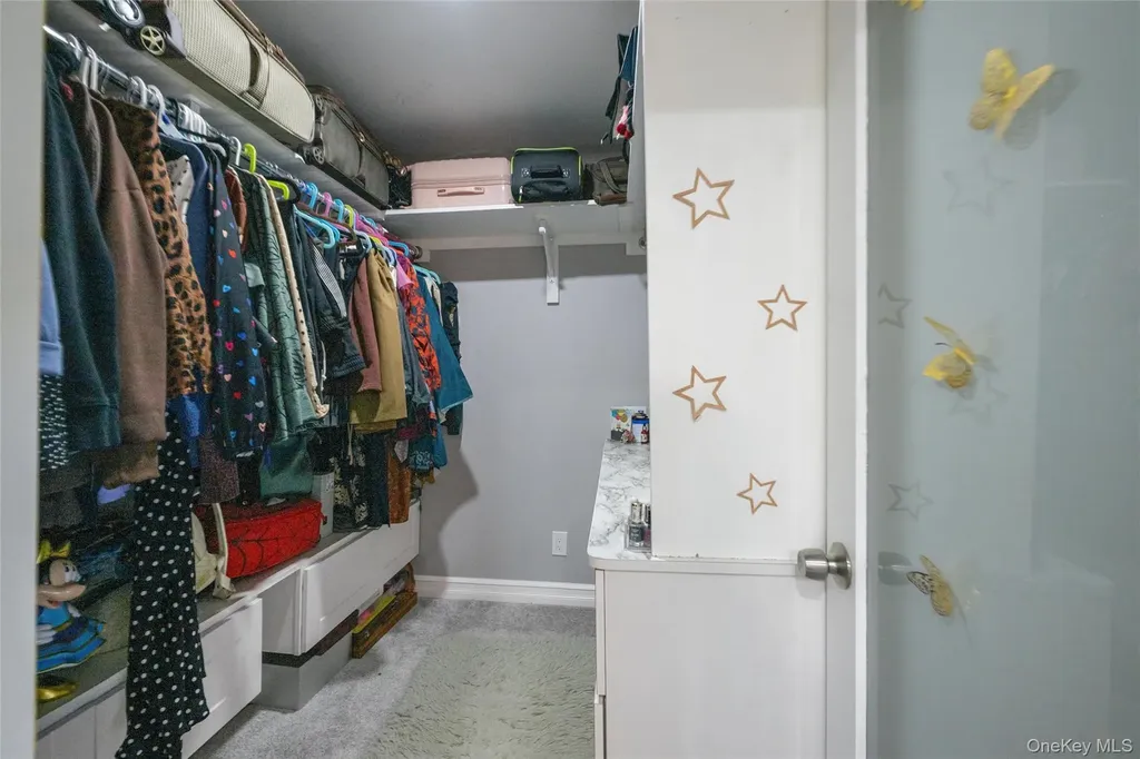 1061 Fordham Lane Woodmere NY 11598
