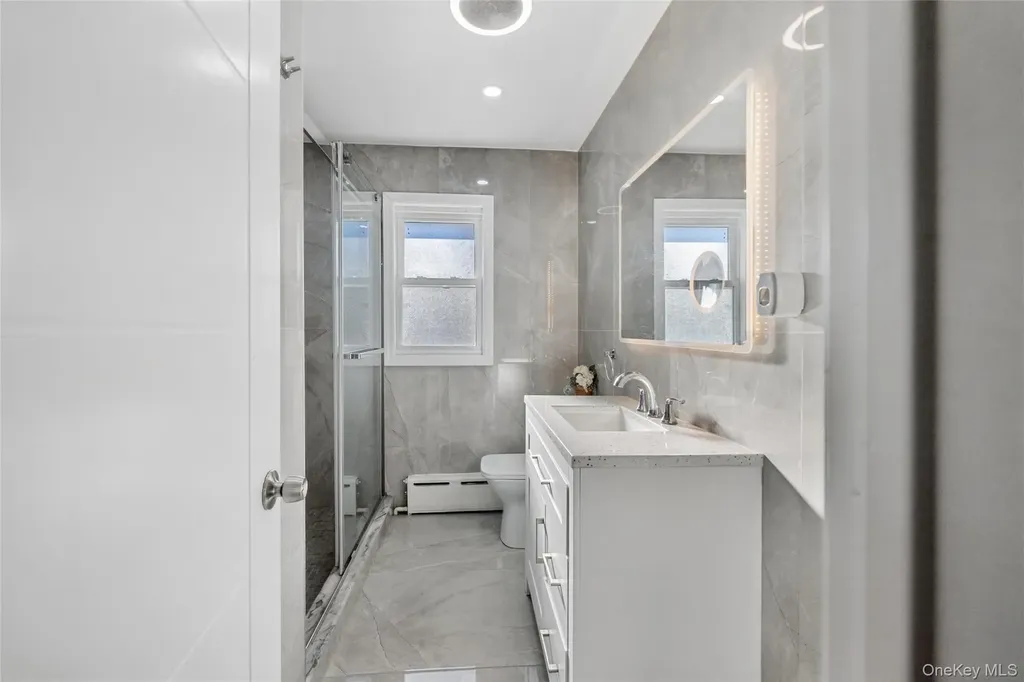 1061 Fordham Lane Woodmere NY 11598