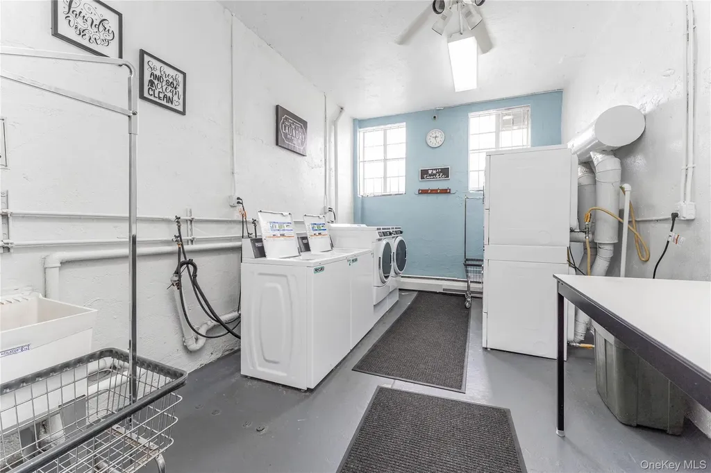 60 Hempstead Avenue Lynbrook NY 11563