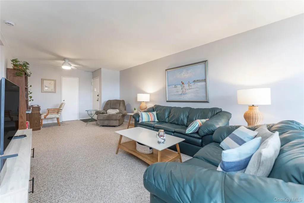 60 Hempstead Avenue Lynbrook NY 11563
