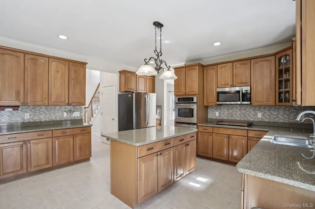 3015 Molly Pitcher Drive New Windsor NY 12553