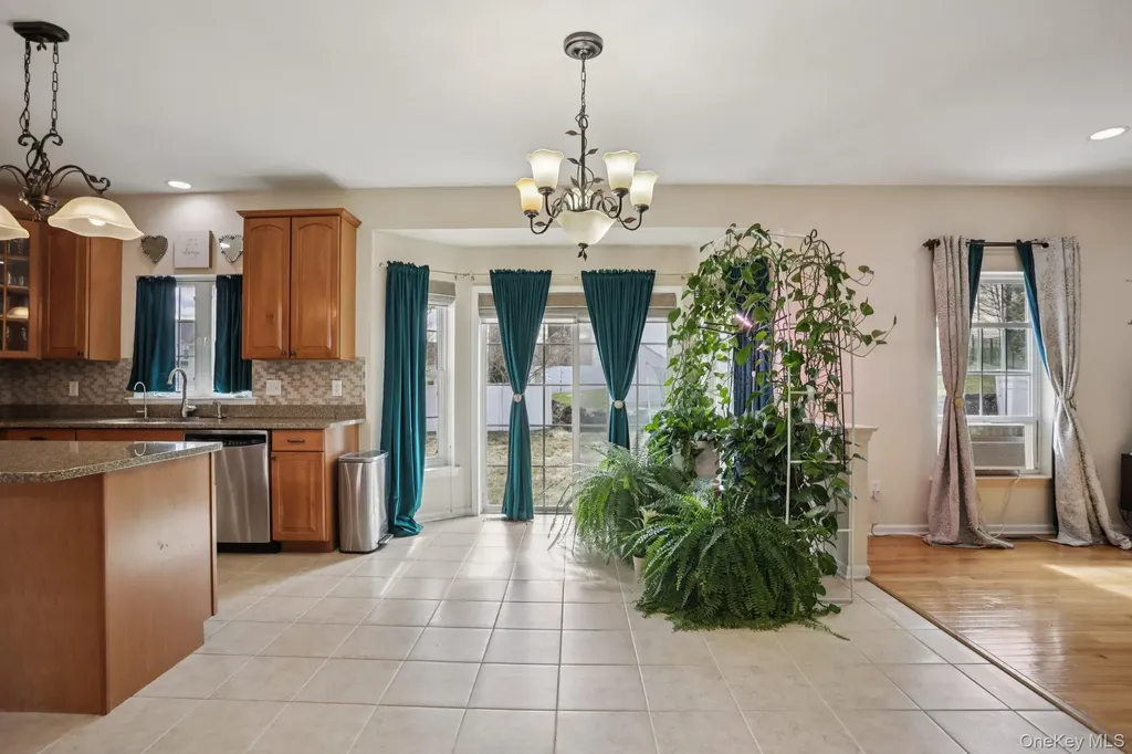 3015 Molly Pitcher Drive New Windsor NY 12553