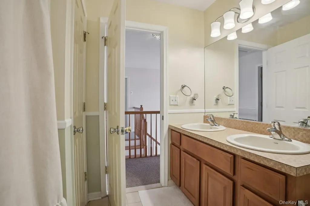 3015 Molly Pitcher Drive New Windsor NY 12553