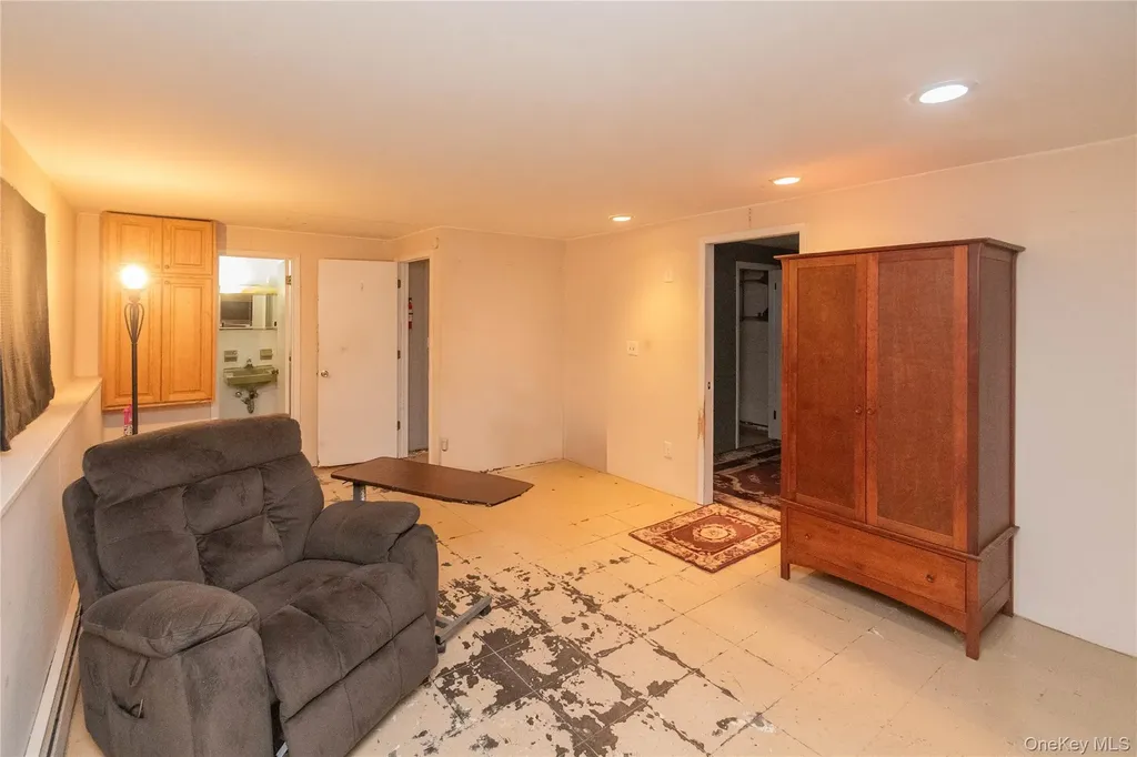 6 Reggie Drive Wappingers Falls NY 12590