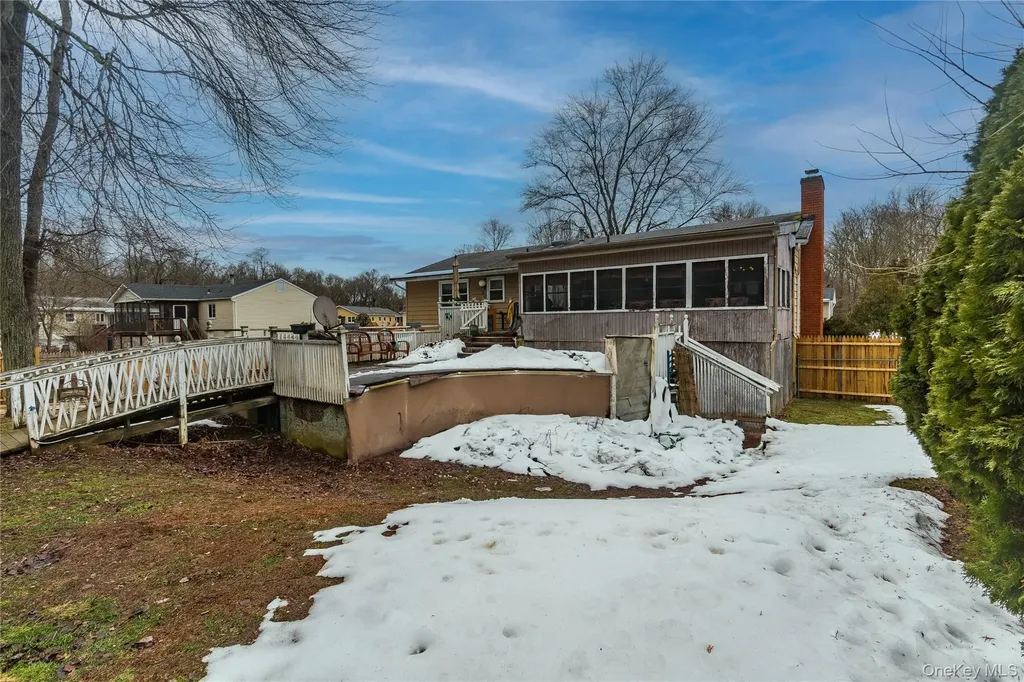 6 Reggie Drive Wappingers Falls NY 12590