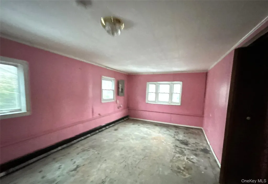 1181 Ocean Avenue Bay Shore NY 11706