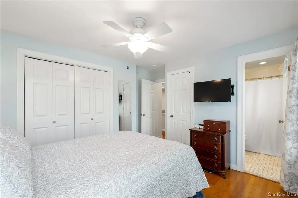 6 Crest Drive N Yorktown Heights NY 10598