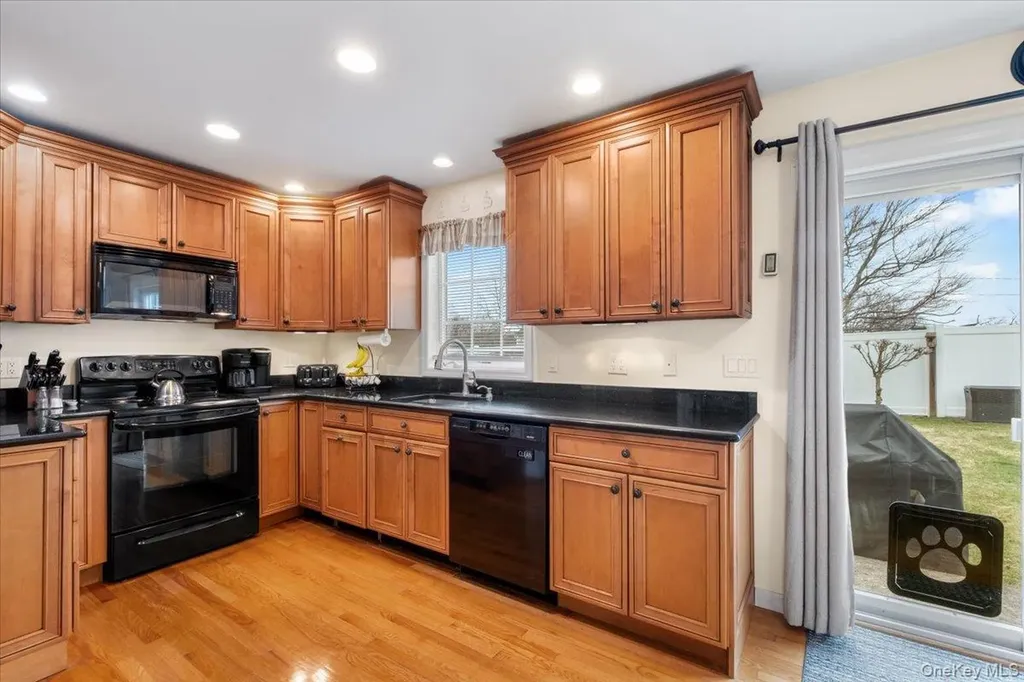 6 Crest Drive N Yorktown Heights NY 10598