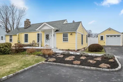 6 Crest Drive N Yorktown Heights NY 10598