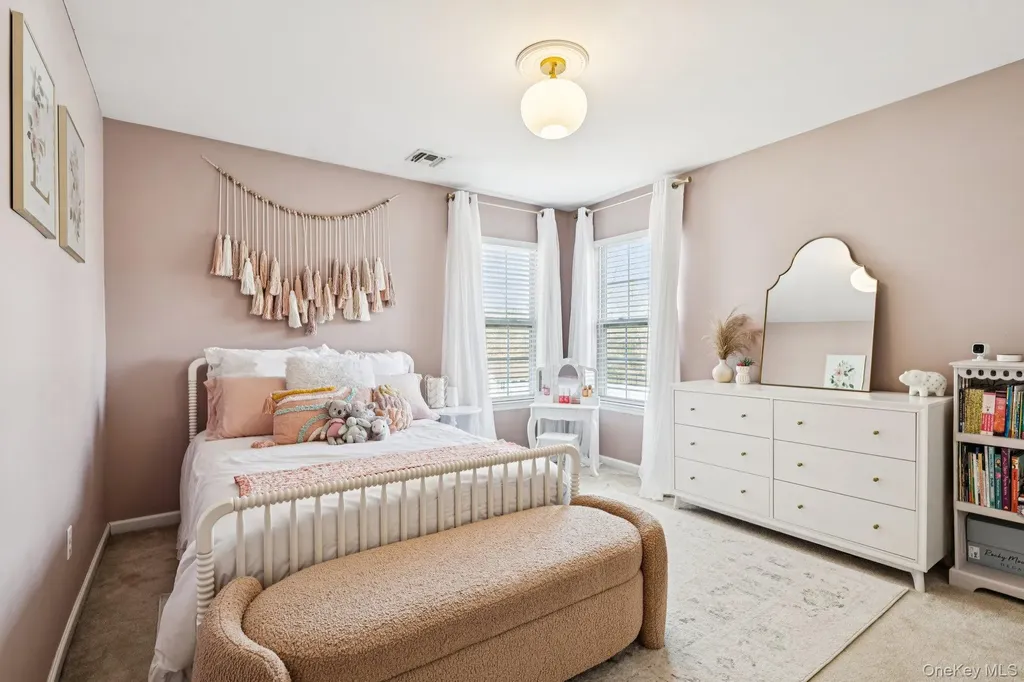 4 Clinton Avenue Bellport NY 11713