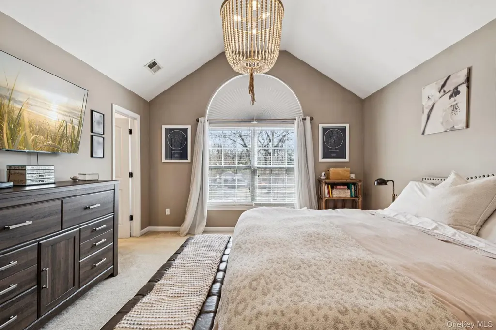 4 Clinton Avenue Bellport NY 11713