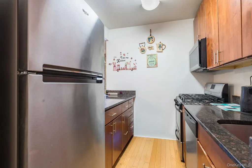 12205 Flatlands Avenue Brooklyn NY 11207