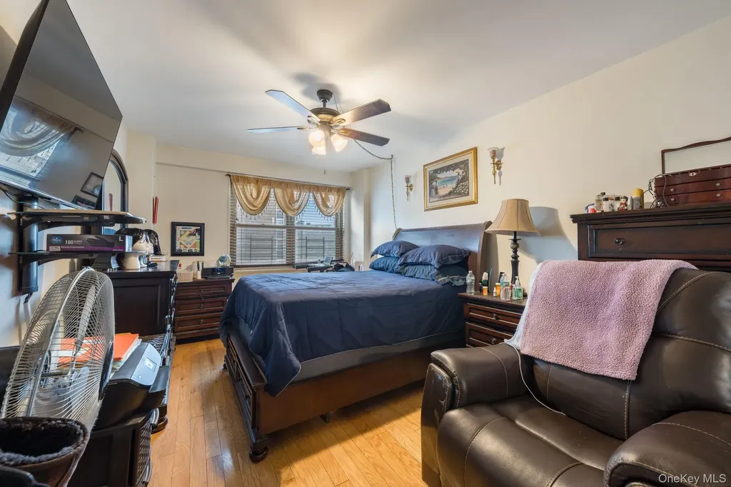 12205 Flatlands Avenue Brooklyn NY 11207