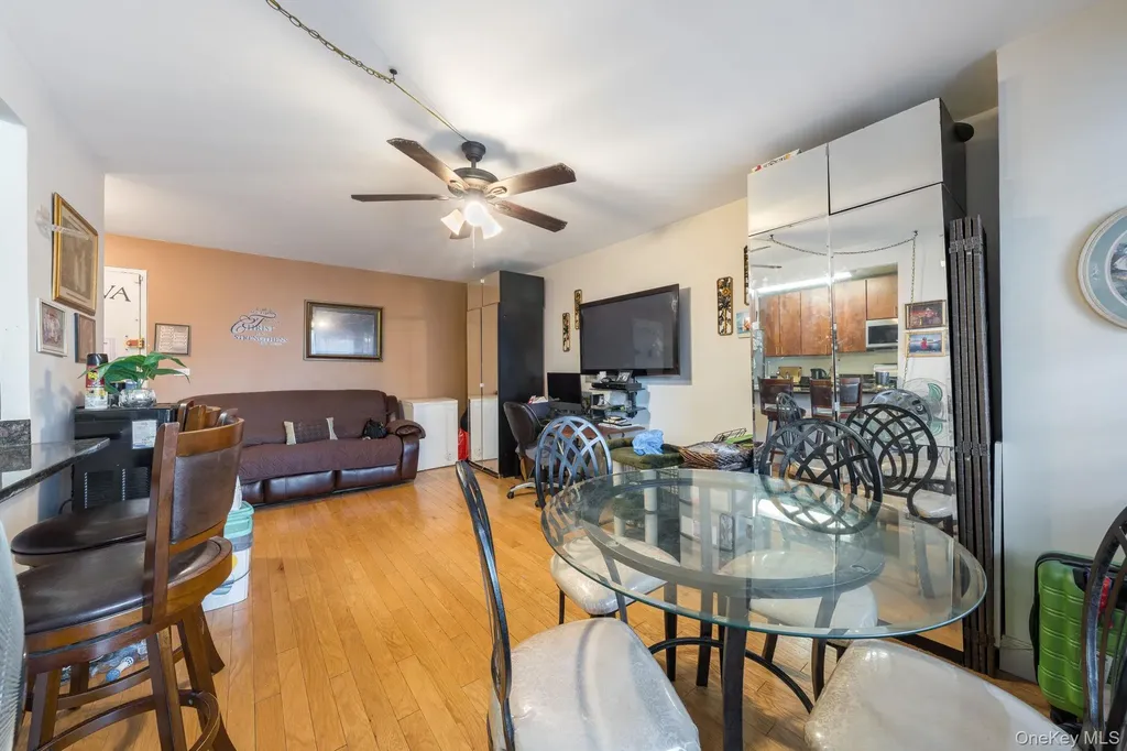 12205 Flatlands Avenue Brooklyn NY 11207