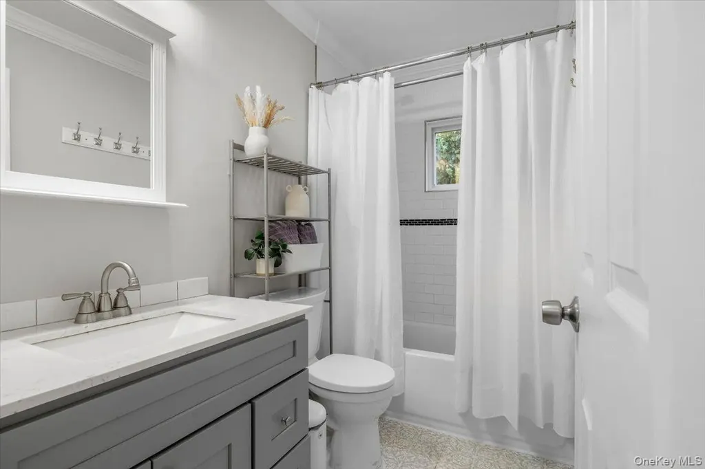 26 Eugene Drive Kings Park NY 11754