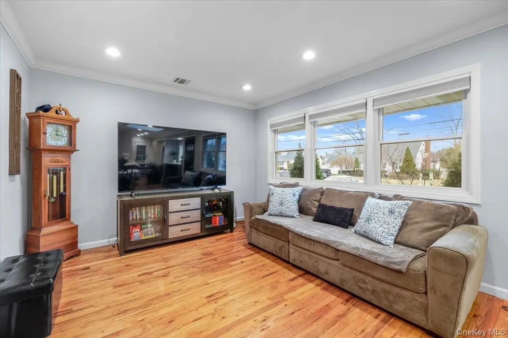 26 Eugene Drive Kings Park NY 11754