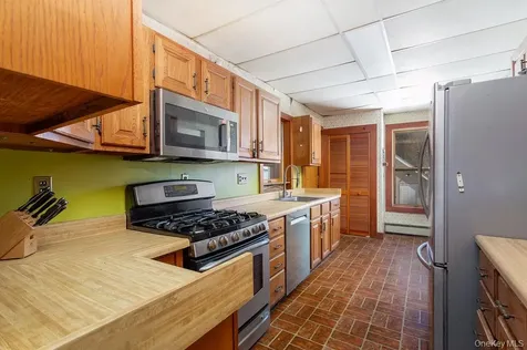 530 Chase Road Yorktown Heights NY 10598