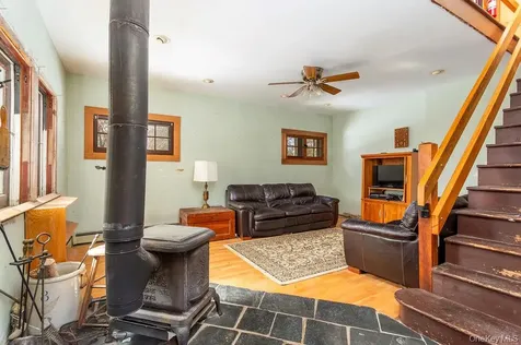530 Chase Road Yorktown Heights NY 10598
