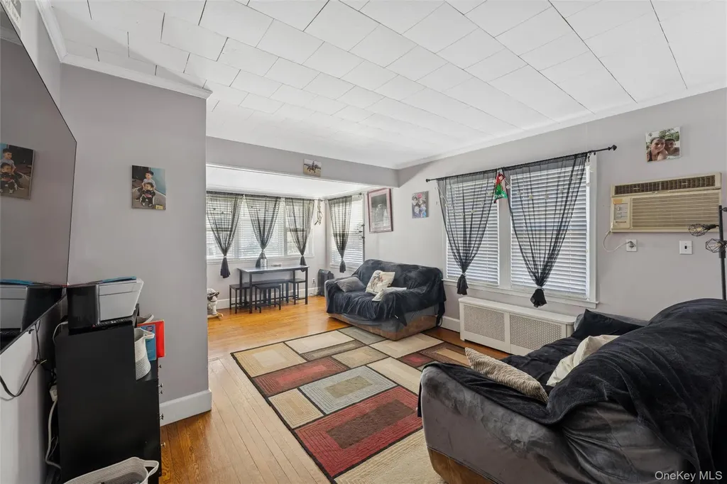 22 Brokaw Avenue Floral Park NY 11001