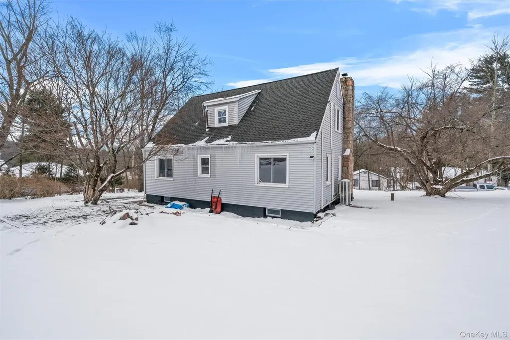 38 Post Hill Road Mountain Dale NY 12763