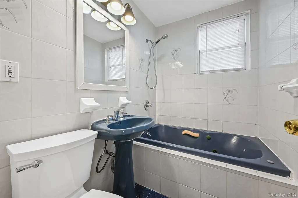 151-67 27th Avenue Flushing NY 11354