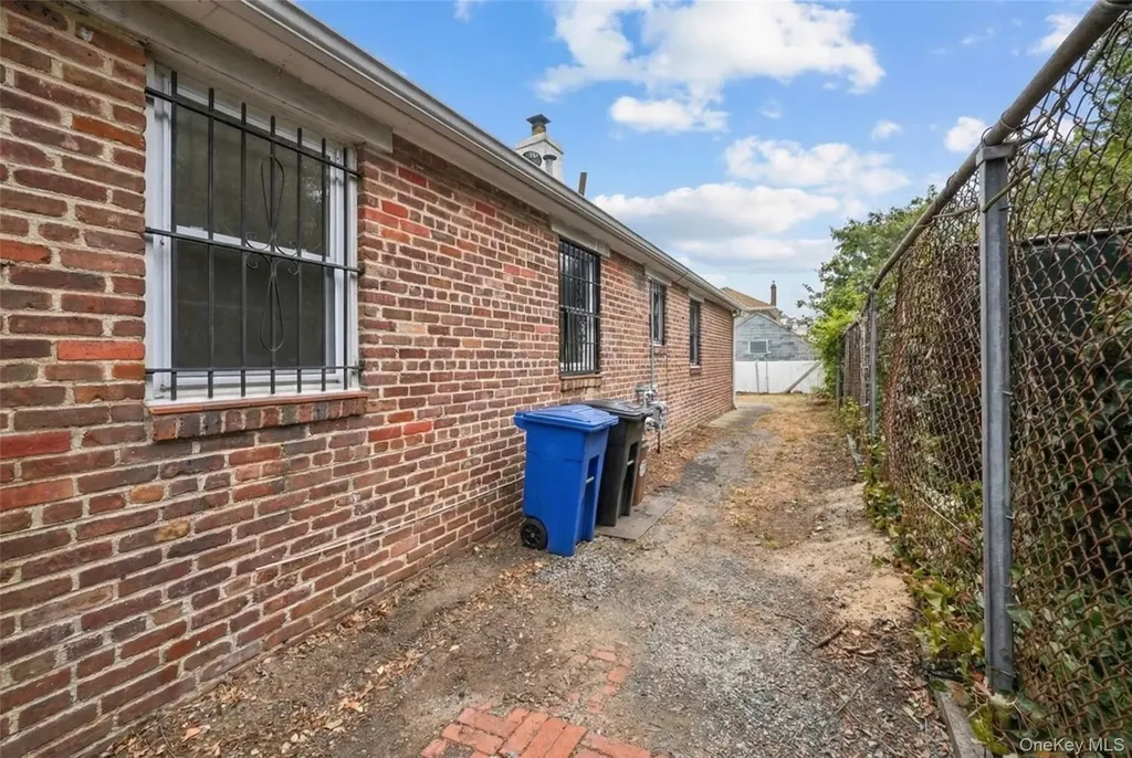 151-67 27th Avenue Flushing NY 11354