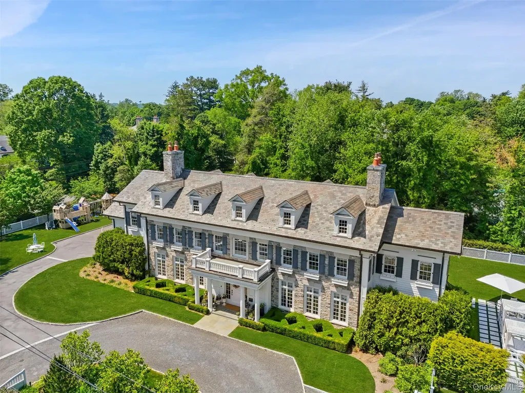 27 Murray Hill Road Scarsdale NY 10583