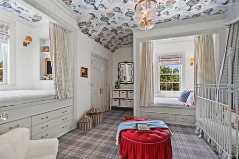 27 Murray Hill Road Scarsdale NY 10583