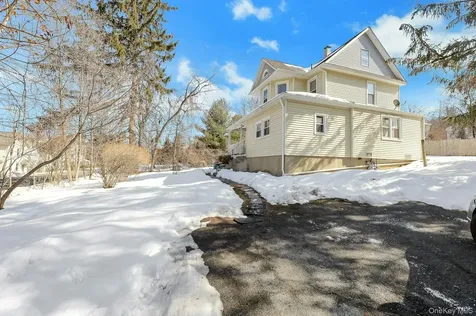 65 Lake Road Valley Cottage NY 10989