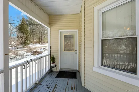 65 Lake Road Valley Cottage NY 10989