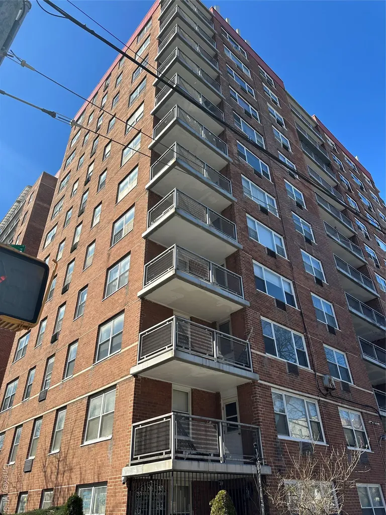 3215 H Avenue Brooklyn NY 11210