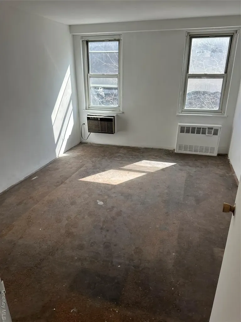3215 H Avenue Brooklyn NY 11210