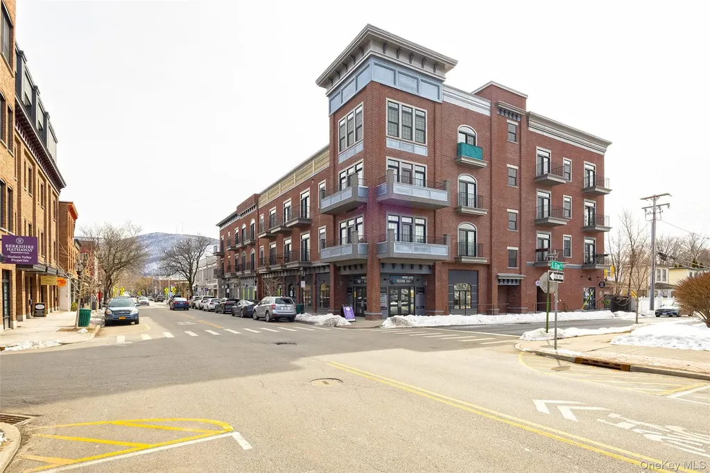 249 Main Street Beacon NY 12508