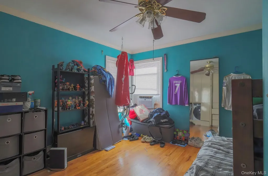 1081 Bay Shore Avenue Bay Shore NY 11706