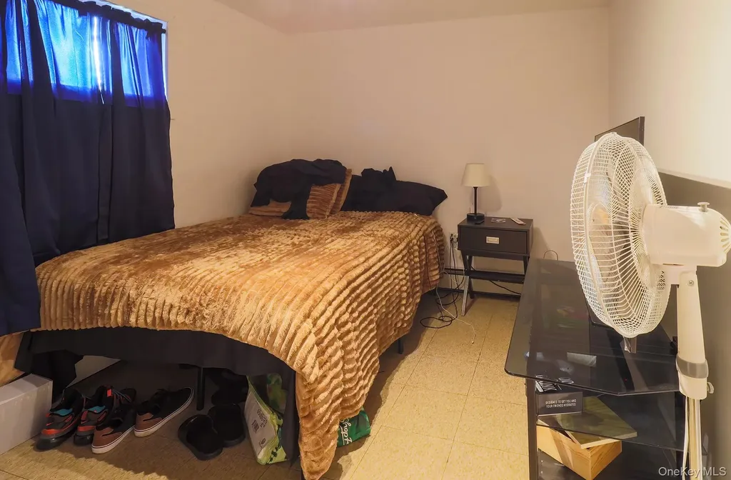 1081 Bay Shore Avenue Bay Shore NY 11706