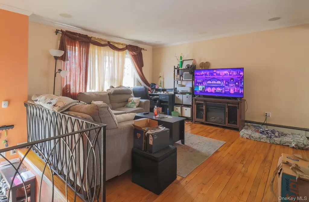 1081 Bay Shore Avenue Bay Shore NY 11706