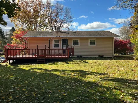 9 Sycamore Drive Hyde Park NY 12538